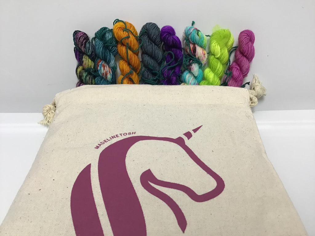 Motley Hoof Cowl Kit (Mad May Party)